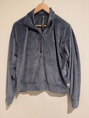 Vuori  Half-Zip Plush Pullover - Slate Gray Blue